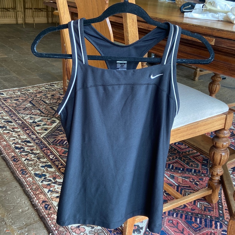 Nike tennis tank